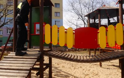 Aby place zabaw były bezpieczne