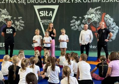 383985655_782125613719450_7730999969365628099_n