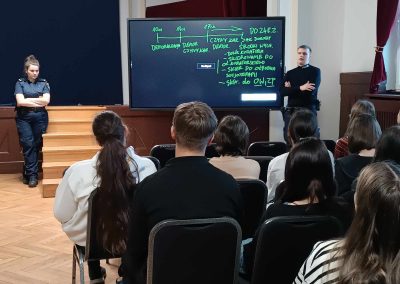 received_389847774012421